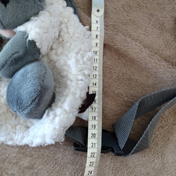 3/$15 Sheep backpack - Picture 2 of 3